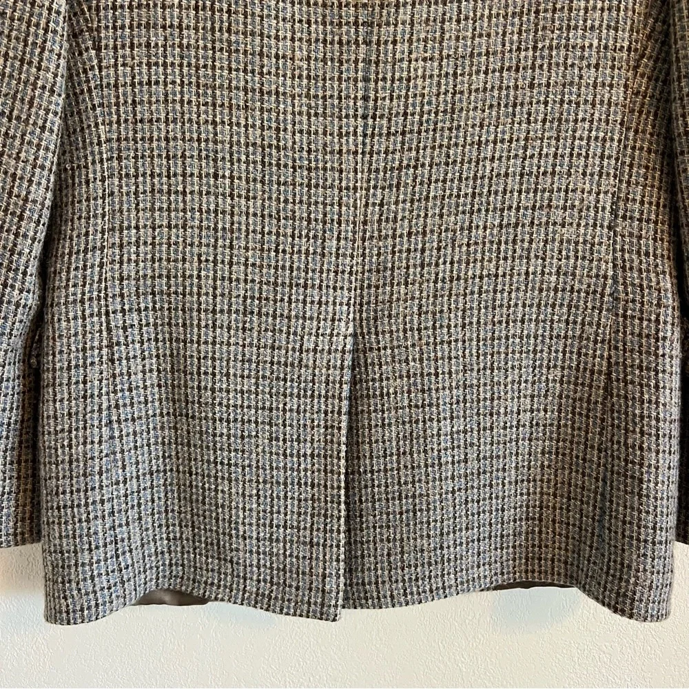Vintage Wool Satin Lined Blazer - Picture 11 of 16